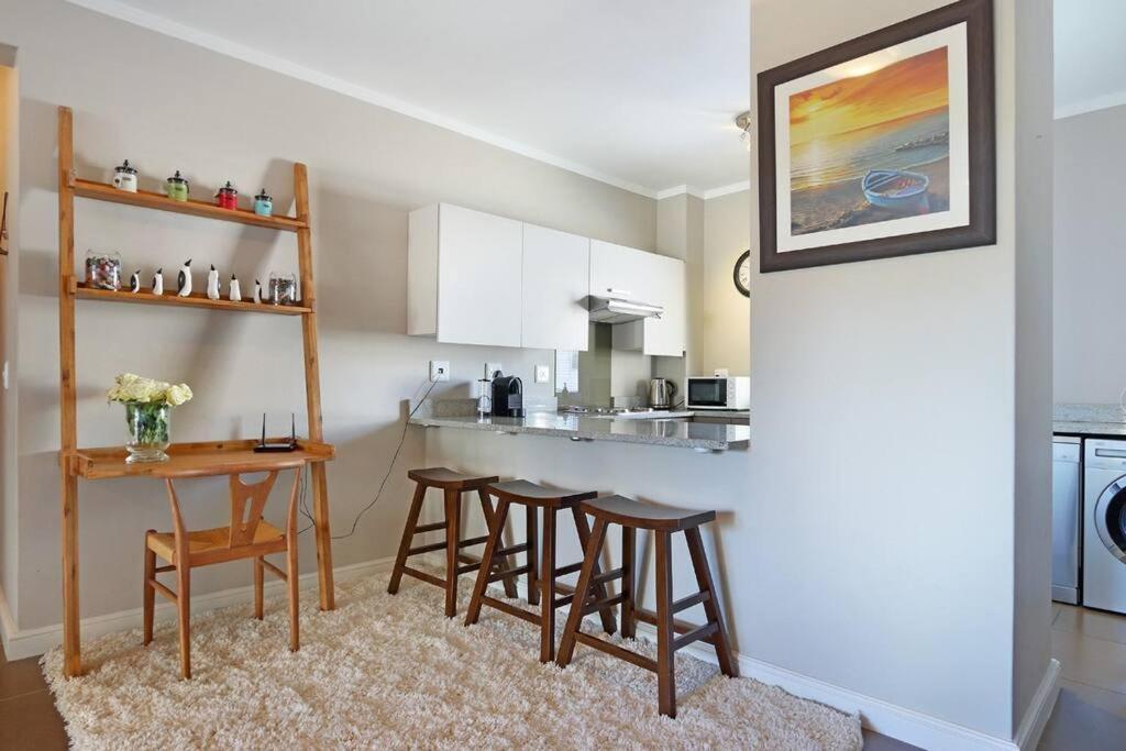 Penguin Haven . Luxury 2 Bedroom, Boulders Beach. Kapstadt Exterior foto