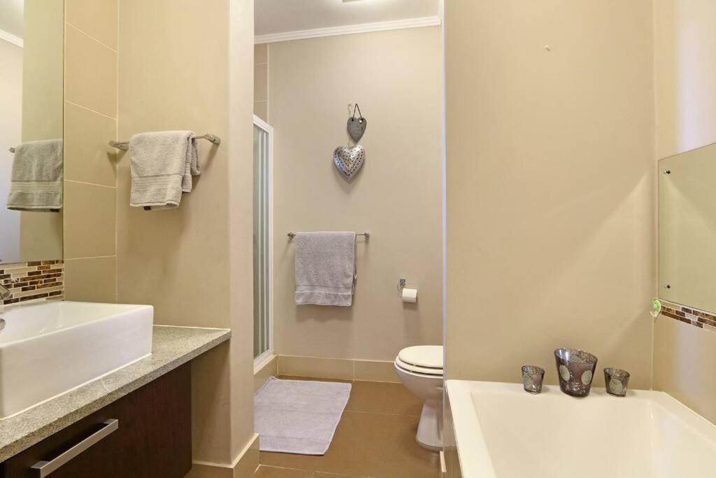 Penguin Haven . Luxury 2 Bedroom, Boulders Beach. Kapstadt Exterior foto